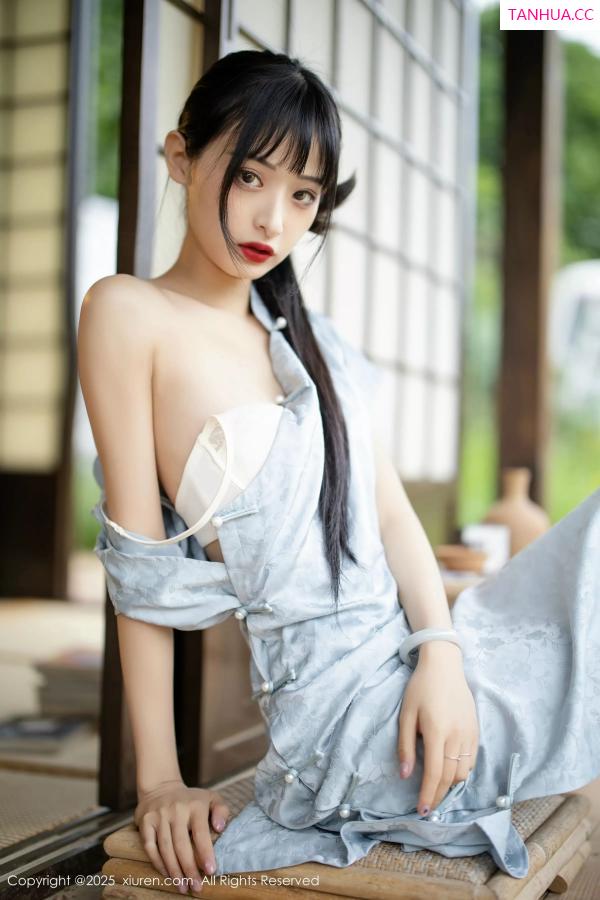   [XiuRen]高清写真图 2025.05.15 No.10278 茂木希子 日式旗袍第23张图片